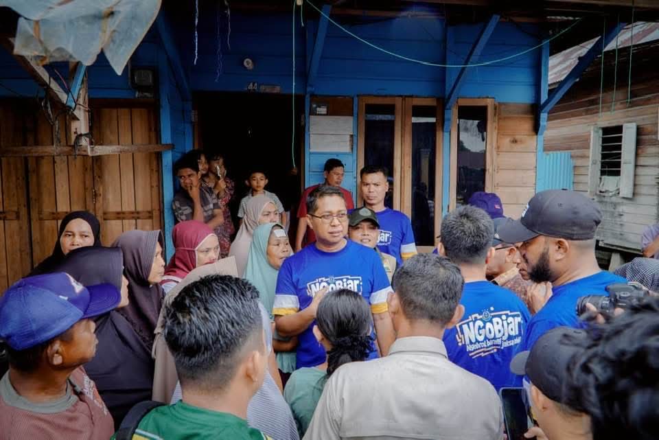 Pasca Kebakaran, Wabup Rohil Jhony Charles Langsung Tinjau Korban di Lokasi Bagan Hulu